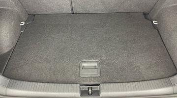 2023 Volkswagen 1.0 TSI Black Edition Euro 6 5-door (White) - Image: 28