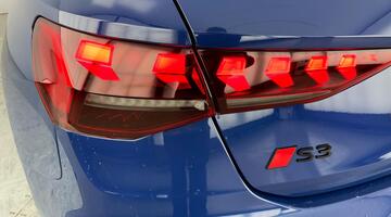 2025 Audi 2.0 TFSI Black Edition Sportback S Tronic quattro Euro 6 5-door (Blue) - Image: 35