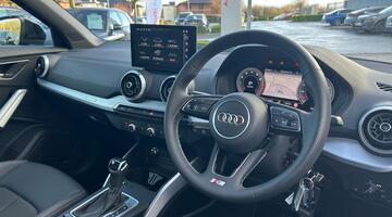 2024 Audi TFSI CoD 35 S line S Tronic Euro 6 5-door (Black) - Image: 6