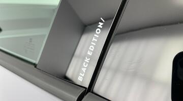 2025 SEAT 1.0 TSI FR Black Edition Euro 6 5-door (Multicolour) - Image: 36