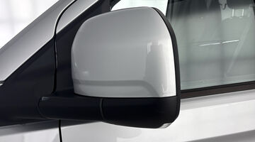 2025 Volkswagen 2.0 TDI T30 Commerce Plus FWD SWB Euro 6 5-door (Grey) - Image: 31