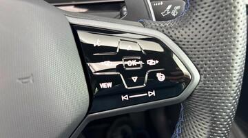 2025 Volkswagen 2.0 TSI R Fastback DSG 4Motion Euro 6 5-door (White) - Image: 12