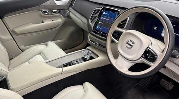 2024 Volvo 2.0h T8 18.8kWh Ultra Dark Auto 4WD Euro 6 5-door (Blue) - Image: 9