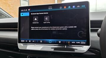 2025 Volkswagen Pro 77kWh Match Plus Fastback Auto 5-door (Multicolour) - Image: 37