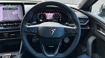 2025 CUPRA ETSI Shadow Edition DSG Euro 6 5-door (Blue) - Image: 23