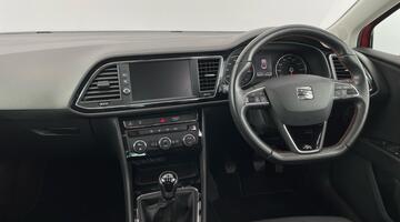 2017 SEAT EcoTSI FR Technology Euro 6 5-door (Red) - Image: 8