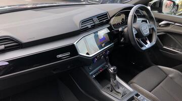 2022 Audi TFSI CoD 35 Black Edition S Tronic Euro 6 5-door (Blue) - Image: 2