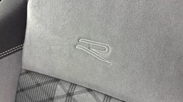 2025 Volkswagen 1.0 TSI R-Line DSG Euro 6 5-door (White) - Image: 35