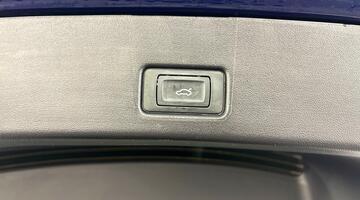 2023 Audi 40 Black Edition Sportback Auto 5-door 82kWh (Blue) - Image: 28