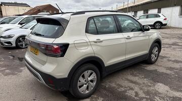 2025 Volkswagen 1.0 TSI Life DSG Euro 6 5-door (Grey) - Image: 13