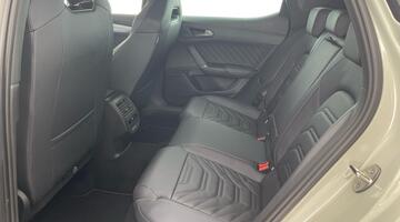 2025 CUPRA EHybrid 25.8kWh VZ2 DSG Euro 6 5-door (Grey) - Image: 37