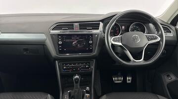 2022 Volkswagen TSI Active DSG Euro 6 5-door (Grey) - Image: 8