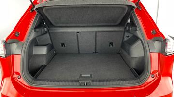 2025 Volkswagen 2.0 TDI R-Line DSG Euro 6 5-door (Red) - Image: 33