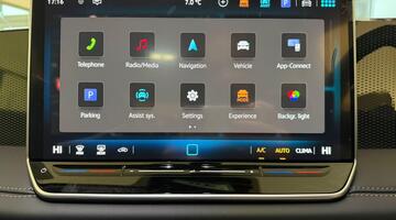 2026 Volkswagen Match 1.5 eTSI 150 PS 7-Speed DSG 5-door (White) - Image: 29