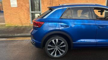 2019 Volkswagen TDI R-Line Euro 6 5-door (Blue) - Image: 18