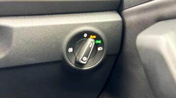 2022 Volkswagen TSI R-Line DSG Euro 6 5-door (White) - Image: 12