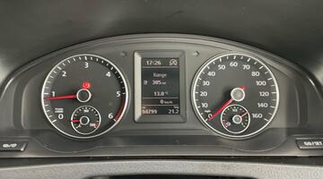 2013 Volkswagen 2.0 TDI Beach FWD 4-door (Blue) - Image: 13