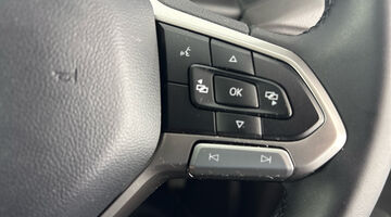 2025 Volkswagen 2.0 TDI T30 Commerce Plus FWD SWB Euro 6 5-door (Grey) - Image: 24