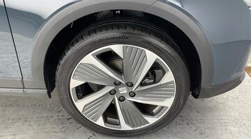 2025 SEAT 1.0 TSI FR Sport DSG Euro 6 5-door (Blue) - Image: 5