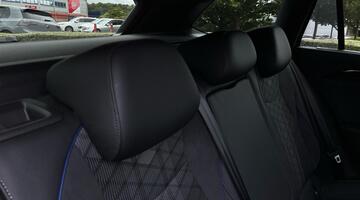 2025 Volkswagen ETSI MHEV R-Line DSG Euro 6 5-door (Grey) - Image: 40