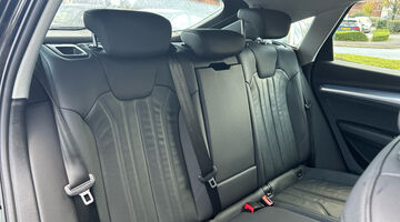 2022 Audi 2.0 TDI 40 Sport Sportback S Tronic quattro Euro 6 5-door (Black) - Image: 12