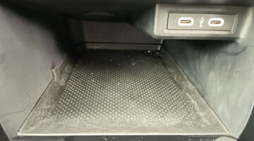 2023 Volkswagen 1.0 TSI Black Edition Euro 6 5-door (White) - Image: 25