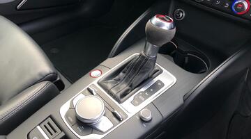 2018 Audi TFSI Sportback S Tronic quattro Euro 6 5-door (White) - Image: 11