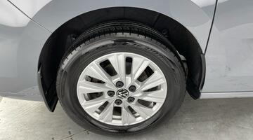 2023 Volkswagen TSI 13kWh Life DSG Euro 6 5-door (Grey) - Image: 17