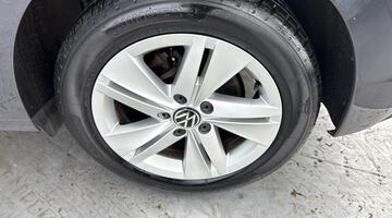 2020 Volkswagen 1.0 TSI Life Euro 6 5-door (Grey) - Image: 28