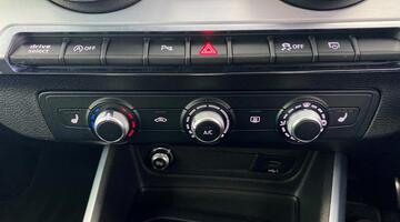 2022 Audi 2.0 TFSI 40 Black Edition S Tronic quattro Euro 6 5-door (Black) - Image: 16