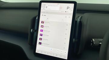 2025 Volvo Single Motor Extended Range 69kWh Plus Auto 5-door (White) - Image: 16