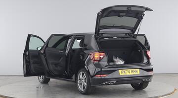 2024 Volkswagen 1.0 TSI R-Line DSG Euro 6 5-door (Black) - Image: 11