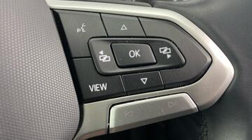 2025 Volkswagen TSI Match Euro 6 5-door (Grey) - Image: 24