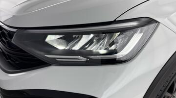 2025 Volkswagen TSI R-Line DSG Euro 6 5-door (White) - Image: 38