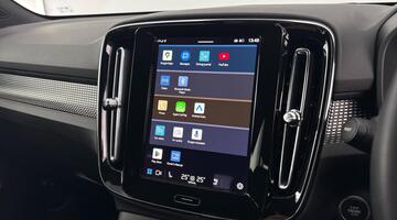 2024 Volvo 2.0 B3 MHEV Plus DCT Auto Euro 6 5-door (White) - Image: 7