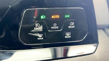 2021 Volkswagen 2.0 TSI GTI DSG Euro 6 5-door (Red) - Image: 20