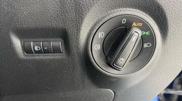 2020 Škoda 1.0 Colour Edition Euro 6 5-door (Blue) - Image: 25