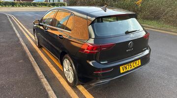 2025 Volkswagen TSI eHybrid 19.7kWh Style DSG Euro 6 5-door (Black) - Image: 17