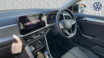 2025 Volkswagen TSI Match DSG Euro 6 5-door (Black) - Image: 2