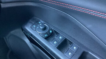 2024 Ford 1.0T EcoBoost MHEV ST-Line X Euro 6 5-door (Blue) - Image: 16