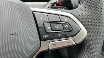 2025 Volkswagen ETSI MHEV R-Line DSG Euro 6 5-door (Grey) - Image: 21