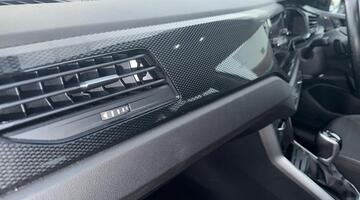 2024 Volkswagen 1.0 TSI Life DSG Euro 6 5-door (Black) - Image: 16