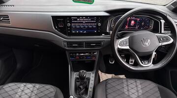 2023 Volkswagen 1.0 TSI R-Line Euro 6 5-door (Unlisted) - Image: 8