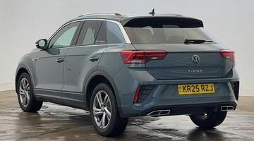 2025 Volkswagen 2.0 TDI R-Line DSG Euro 6 5-door (Blue) - Image: 3