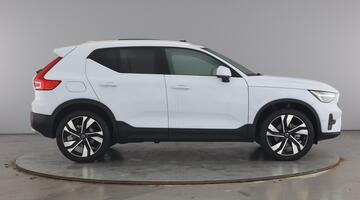 2025 Volvo 2.0 B3 MHEV Ultra Bright DCT Auto Euro 6 5-door (Blue) - Image: 4