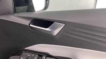 2021 Volkswagen Pro Performance 58kWh Max Auto 5-door (Grey) - Image: 20