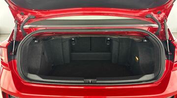 2022 Volkswagen TSI R-Line 2WD Euro 6 2-door (Red) - Image: 28