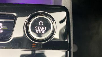 2025 Audi 100kWh Edition 1 Auto quattro 5-door (White) - Image: 13