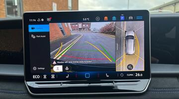 2025 Volkswagen TSI eHybrid 19.7kWh R-Line Edition DSG Euro 6 5-door (Blue) - Image: 35