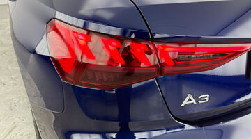 2021 Audi TFSI 35 S line Sportback S Tronic Euro 6 5-door (Blue) - Image: 32